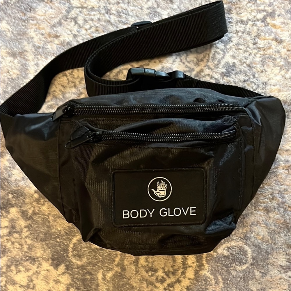 Body Glove Black Belt Bag